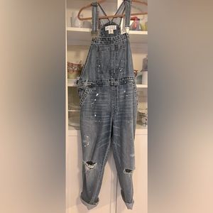 Paint-splattered Baggy Overalls 90s Style